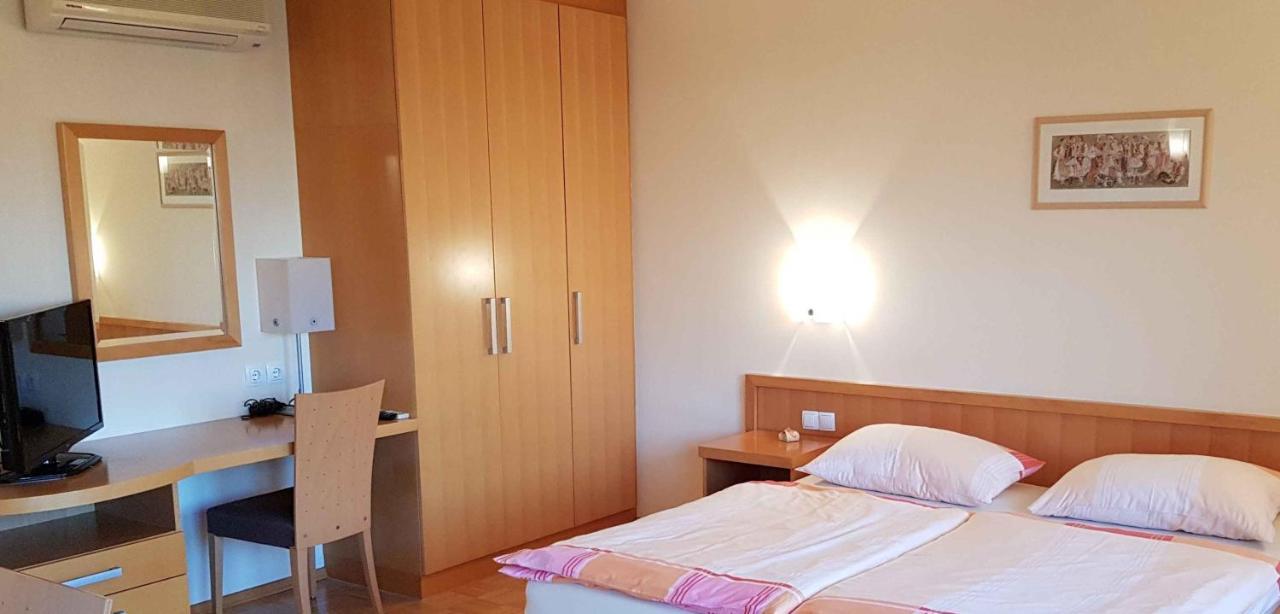 Apartments Ad Radenci Ngoại thất bức ảnh